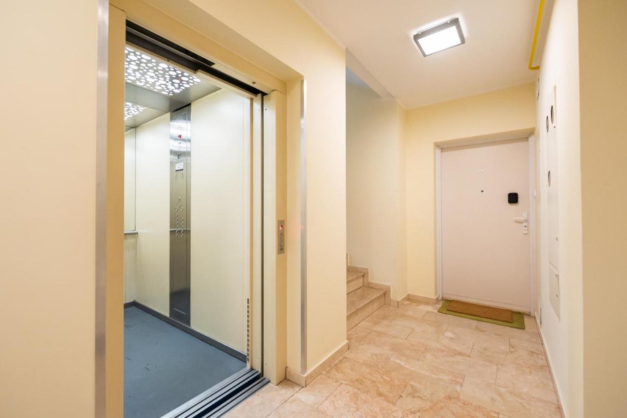 Ken 54 2-Bedroom Apartment Varsó Kültér fotó