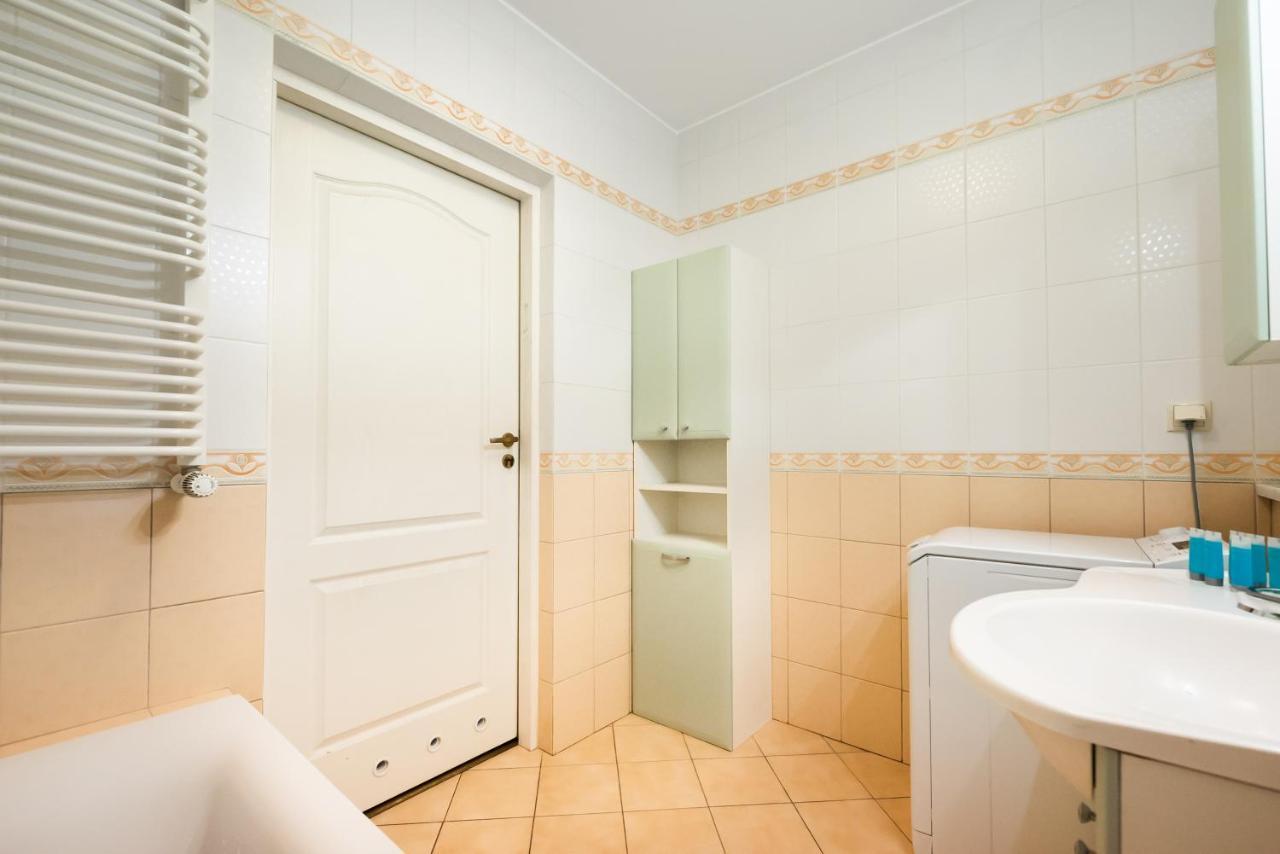 Ken 54 2-Bedroom Apartment Varsó Kültér fotó